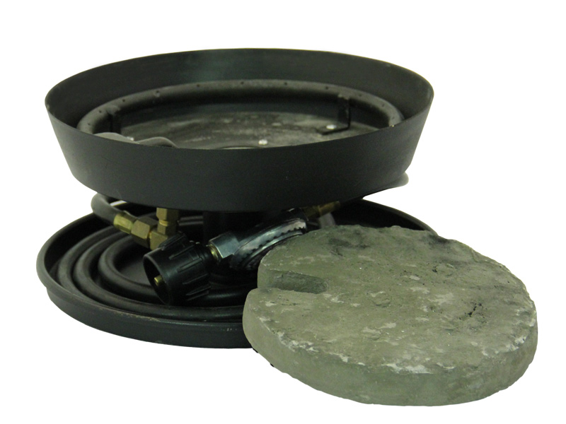 Small ceramic piece fits inside center of burner but does not fully cover the burner base.<br/>
<strong>Note:</strong> Pedestal design helps dissipates heat.